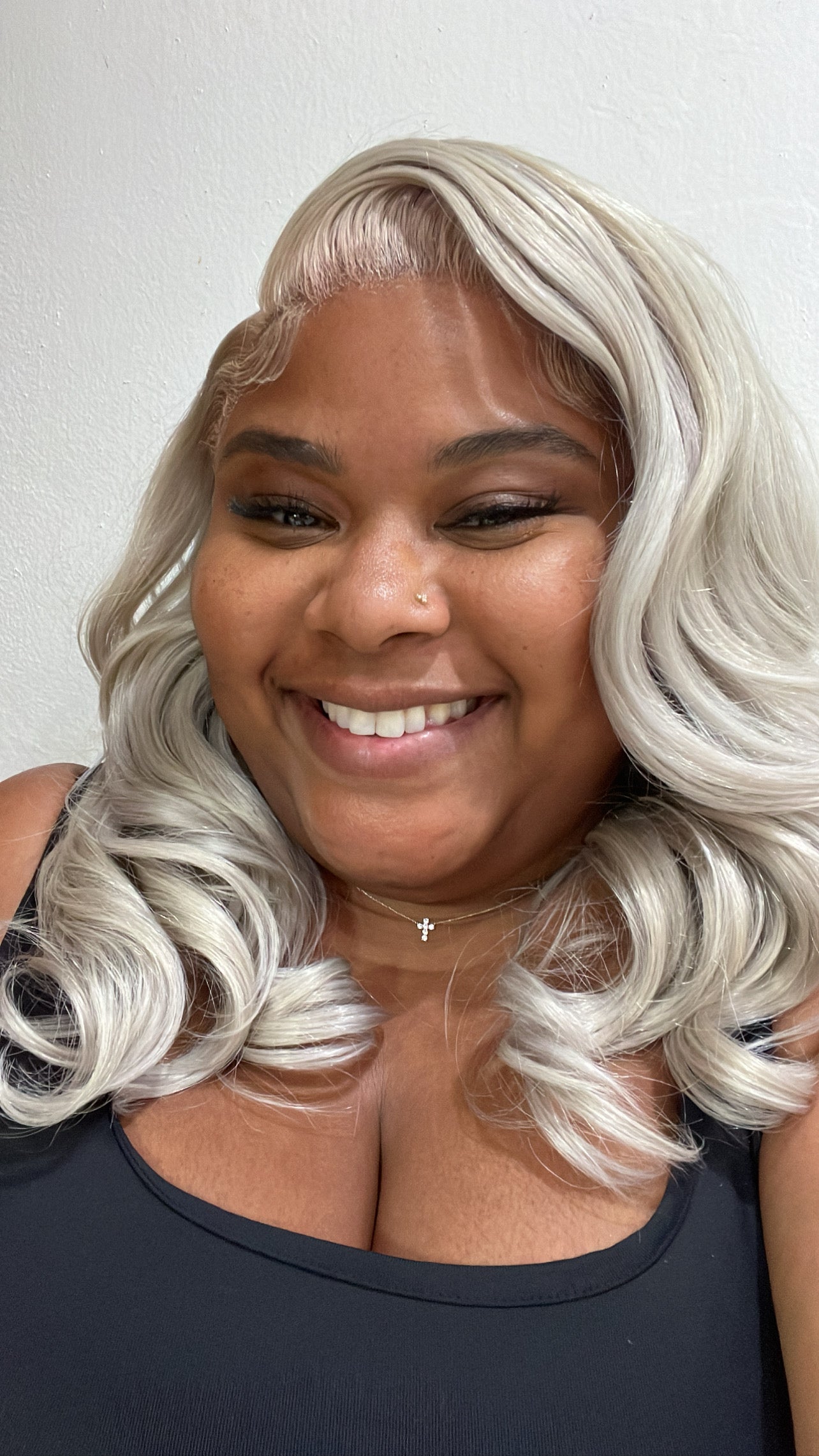 HD Peruvian Wavy HD Lace + 613 Platinum Blonde